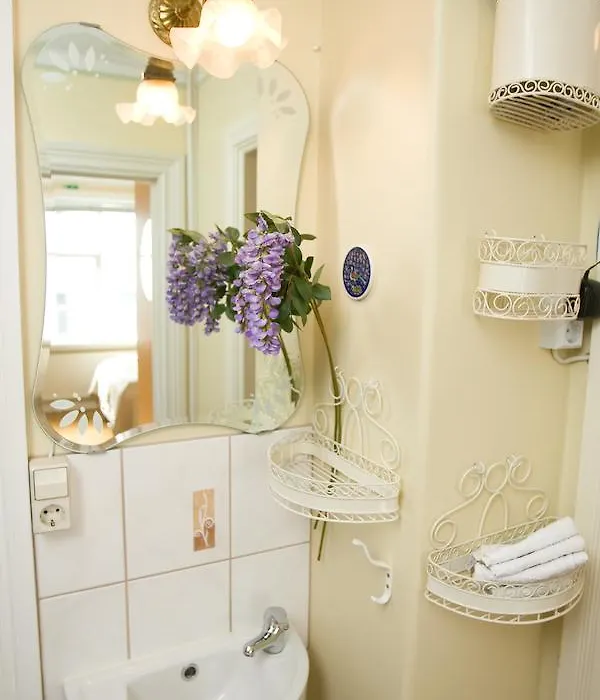 Butterfly Guesthouse-1